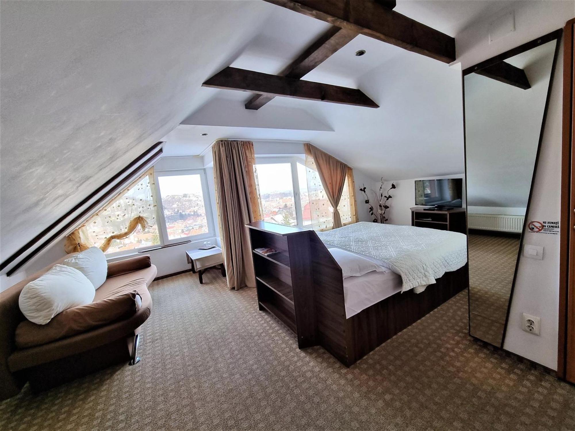 Casa Cristina Hotel Brasov Bagian luar foto